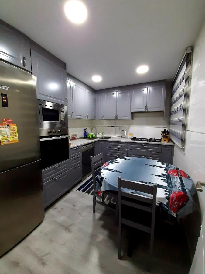 Nur Apartment Terrassa Zewnętrze zdjęcie